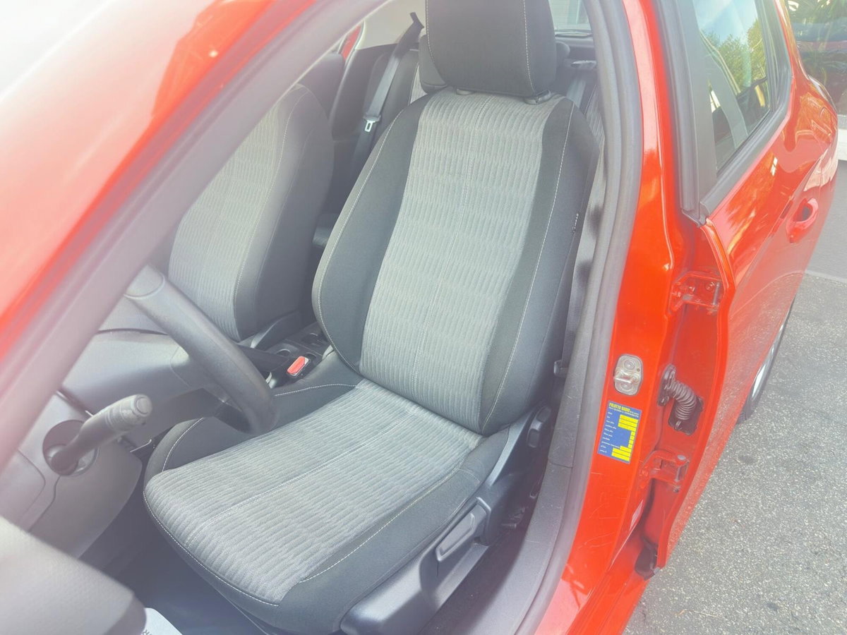 Opel Corsa 1.5 D 100 CV Edition (4)