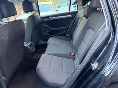 Volkswagen Passat Variant 2.0 TDI SCR EVO DSG Business (10)