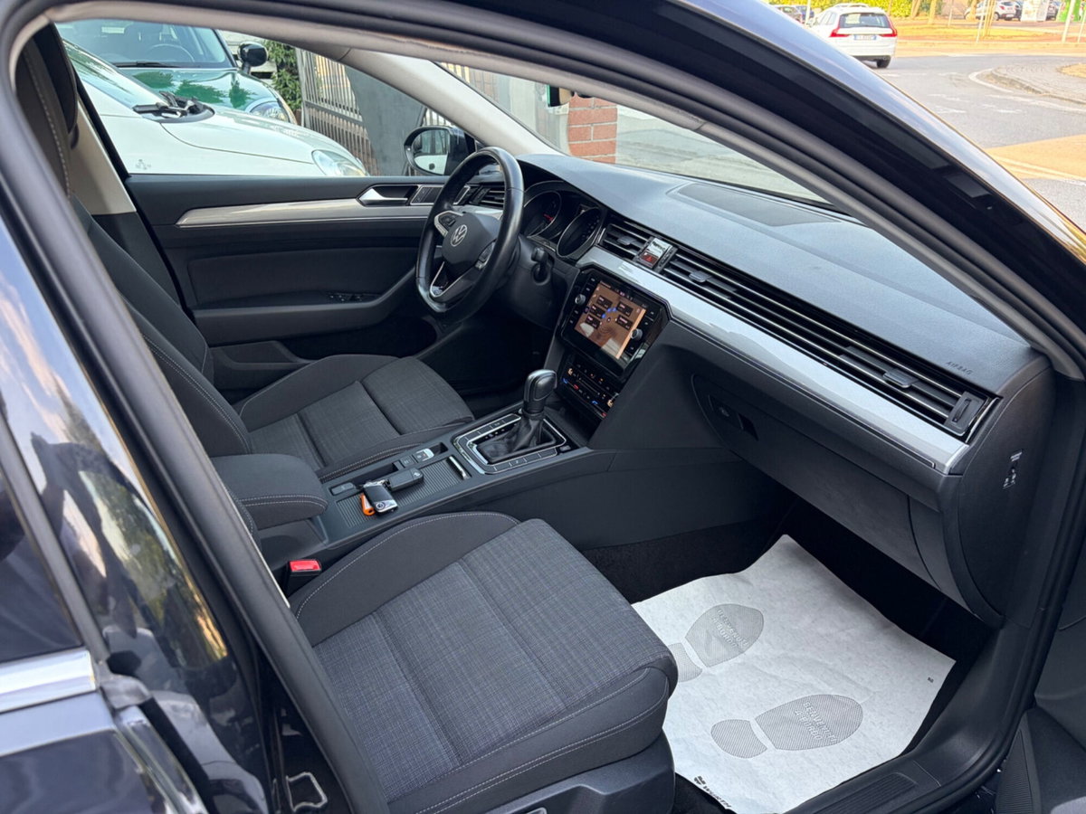 Volkswagen Passat Variant 2.0 TDI SCR EVO DSG Business (12)