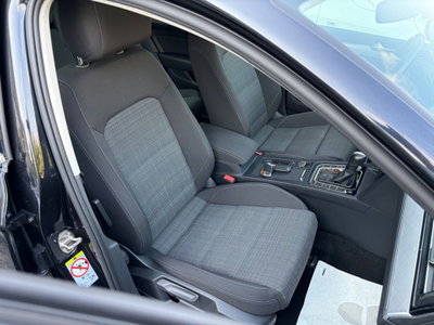 Volkswagen Passat Variant 2.0 TDI SCR EVO DSG Business (14)