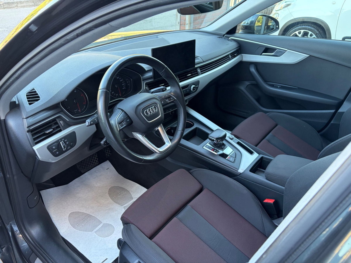 Audi A4 Avant 35 TDI/163 CV S tronic Business Advanced (8)