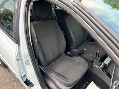 Renault Clio 1.2 16V 5 porte GPL Dynamique (10)
