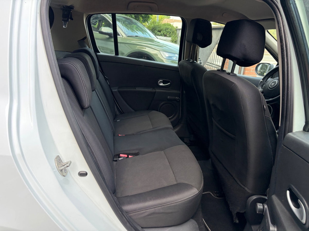 Renault Clio 1.2 16V 5 porte GPL Dynamique (8)