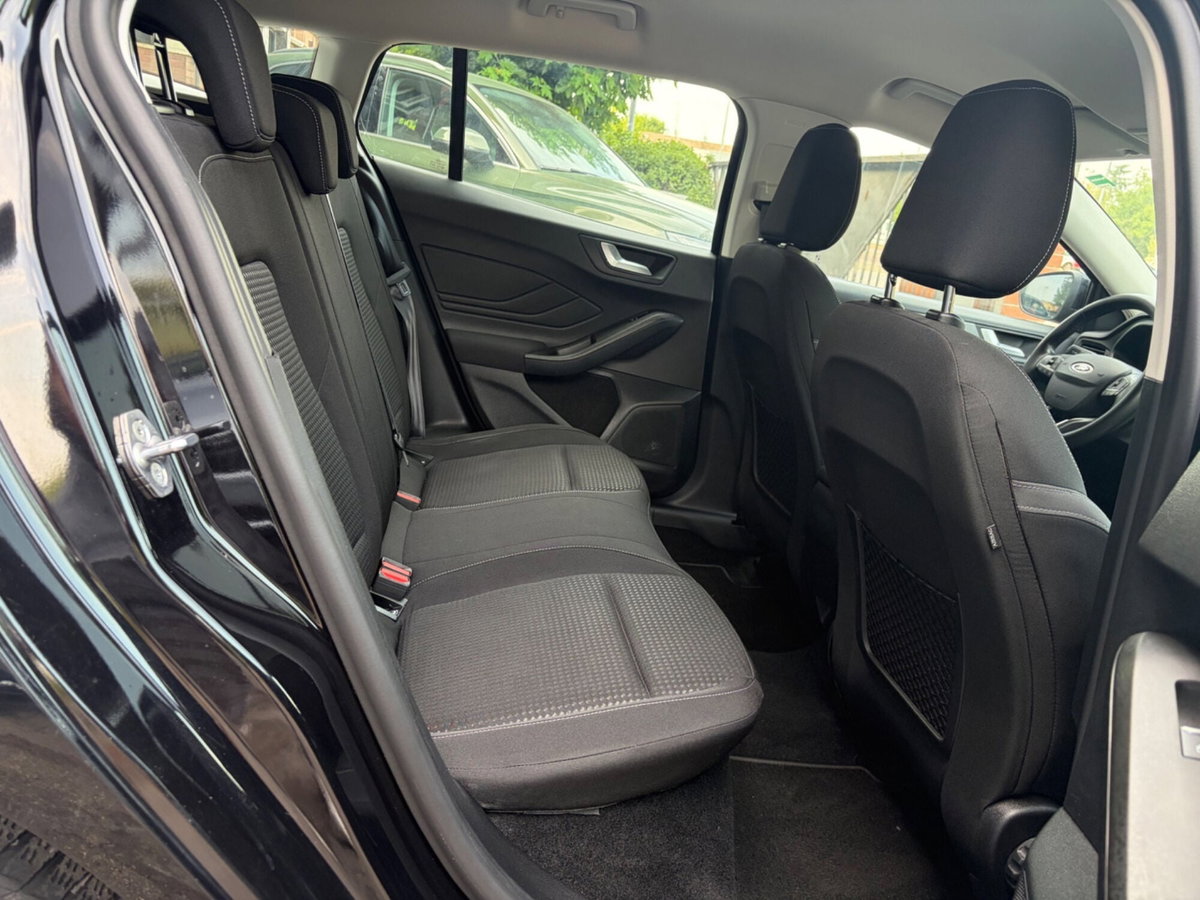 Ford Focus Station Wagon 1.5 EcoBlue 120 CV automatico SW Business (7)