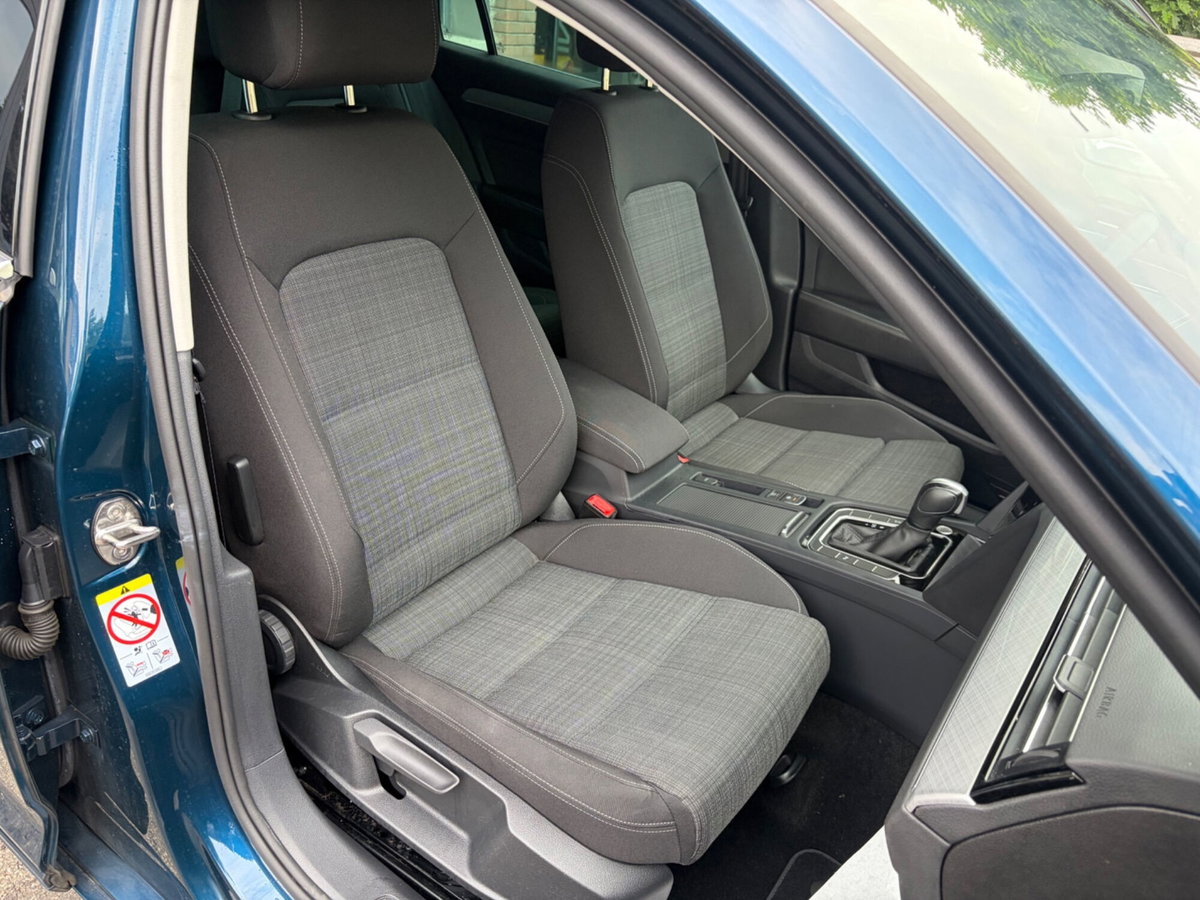 Volkswagen Passat Variant 2.0 TDI SCR EVO DSG Business (11)