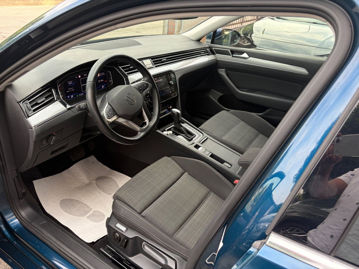 Volkswagen Passat Variant 2.0 TDI SCR EVO DSG Business (8)