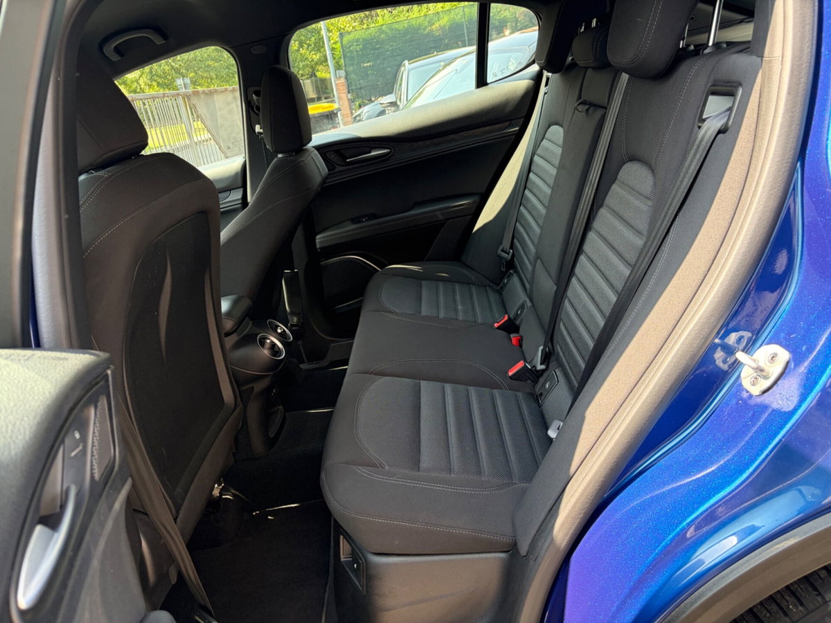 Alfa Romeo Stelvio Stelvio 2.2 Turbodiesel 190 CV AT8 Q4 Super Business (10)