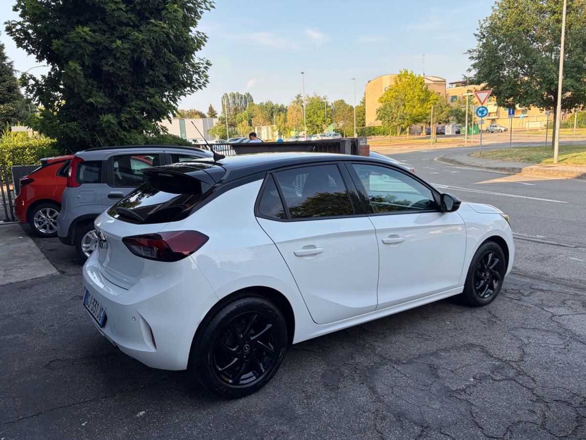 Opel Corsa 1.2 Design & Tech (4)