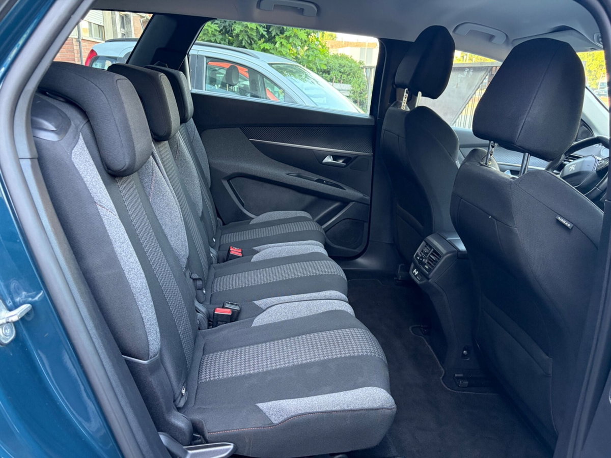 Peugeot 5008 1.5 bluehdi Active Pack s&s 130cv eat8 (10)