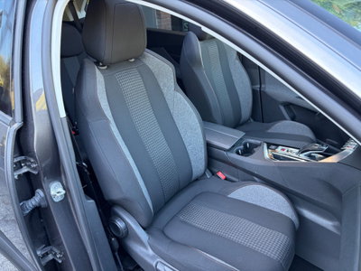 Peugeot 5008 BlueHDi 130 S&S Allure (13)