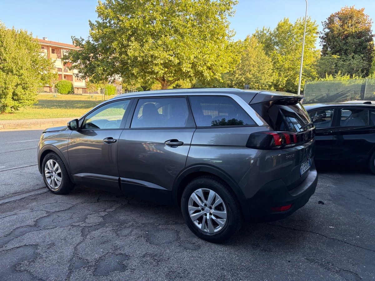 Peugeot 5008 BlueHDi 130 S&S Allure (4)