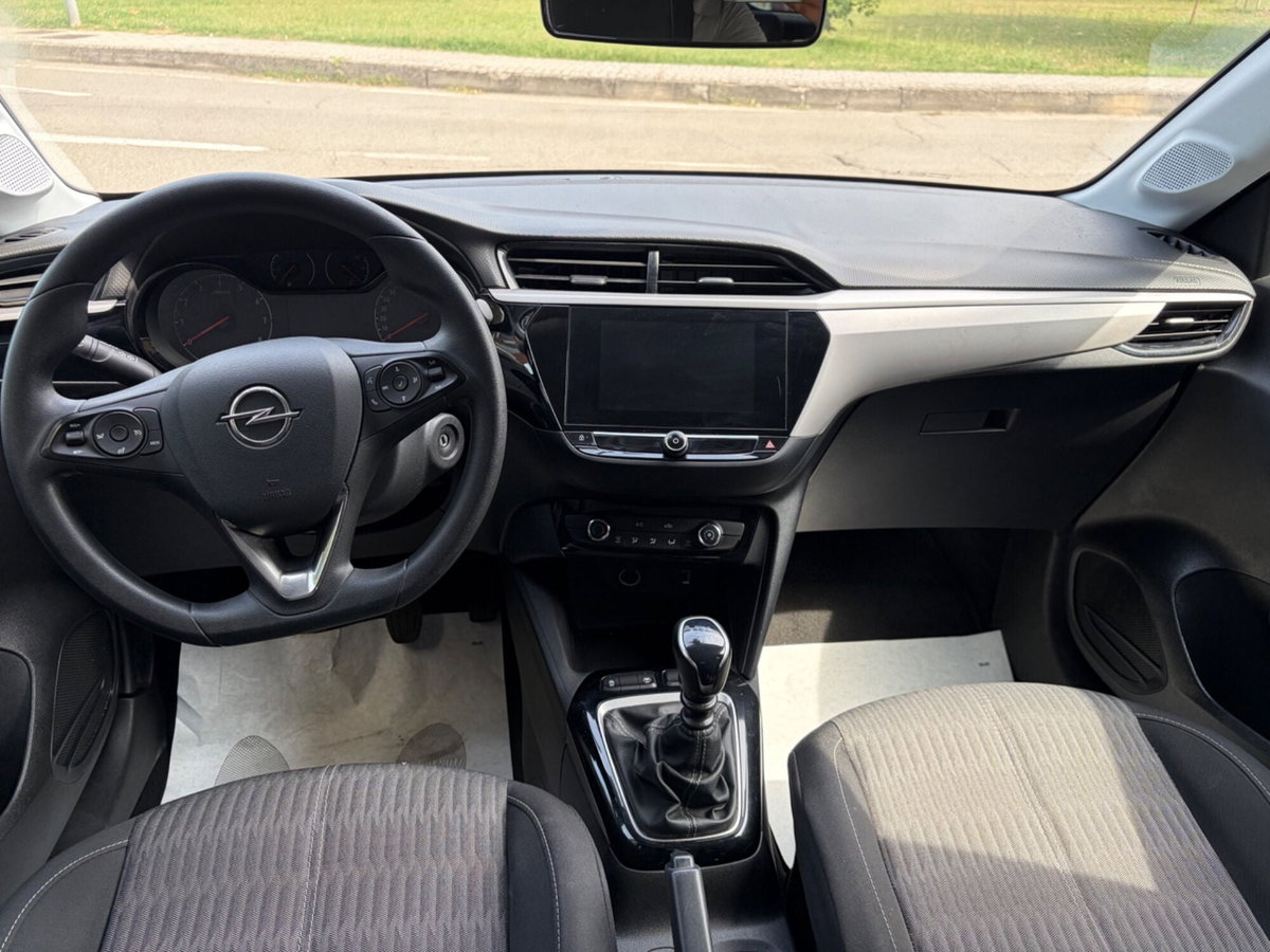 Opel Corsa 1.5 D 100 CV Edition (7)