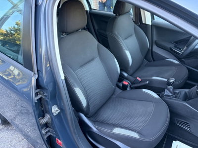 Peugeot 208 68 5 porte Access (12)