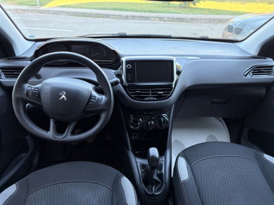 Peugeot 208 68 5 porte Access (7)
