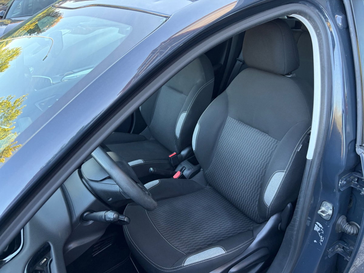 Peugeot 208 68 5 porte Access (9)