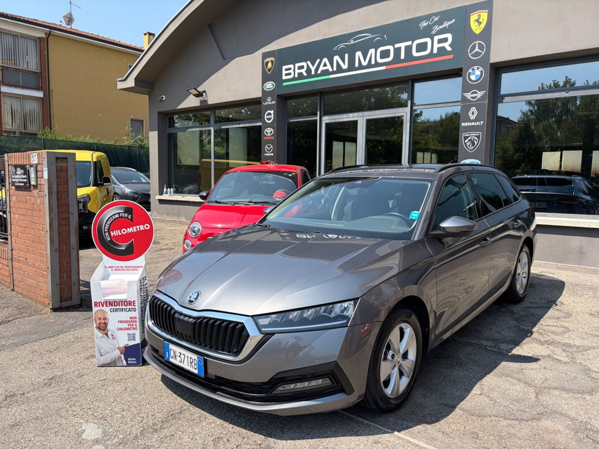 Skoda Octavia Station Wagon 2.0 TDI EVO SCR 150 CV DSG 4x4 Wagon Executive