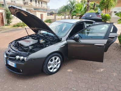 Alfa Romeo 159 1.9 JTDm 150CV Progression (12)