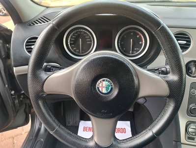 Alfa Romeo 159 1.9 JTDm 150CV Progression (13)