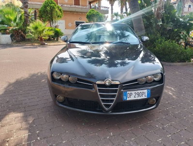 Alfa Romeo 159 1.9 JTDm 150CV Progression (3)