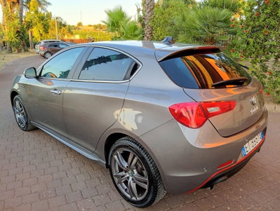 Alfa Romeo Giulietta 2.0 JTDm Exclusive 150cv E5+ (3)