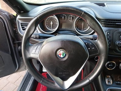 Alfa Romeo Giulietta 2.0 JTDm Exclusive 150cv E5+ (7)