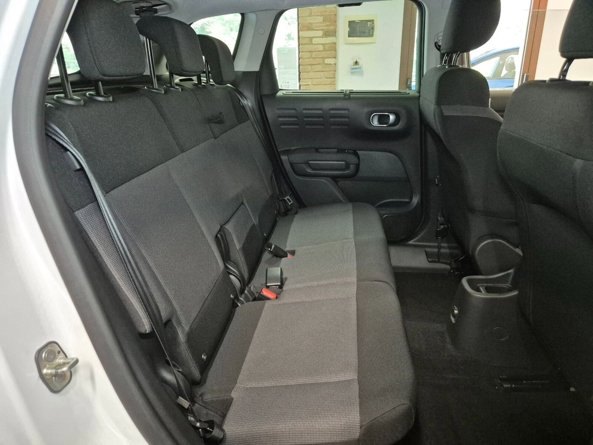 Citroen C3 Aircross BlueHDi 100 S&S Shine (9)