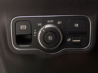 Mercedes-Benz GLB 180 d Automatic Sport (17)