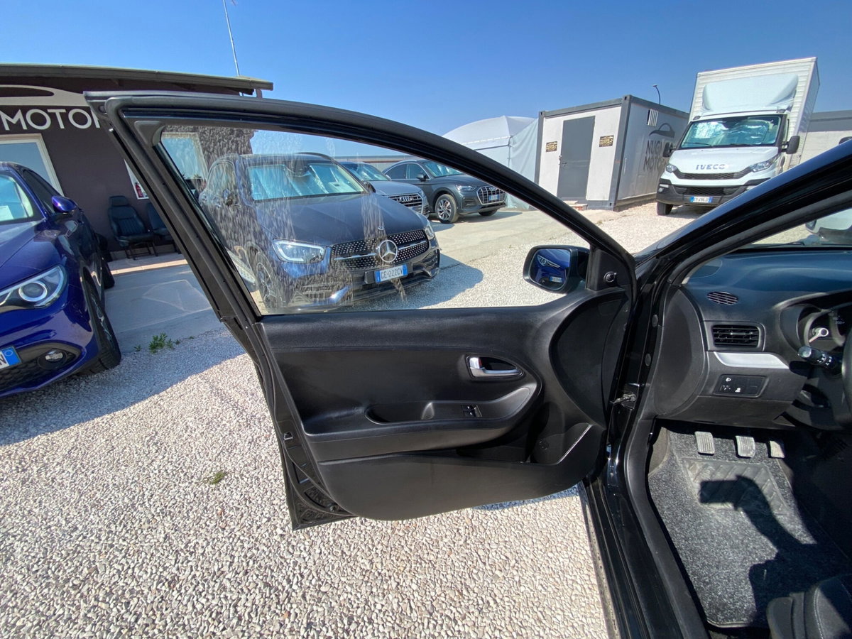 Kia Picanto 1.0 12V 5 porte Glam (10)