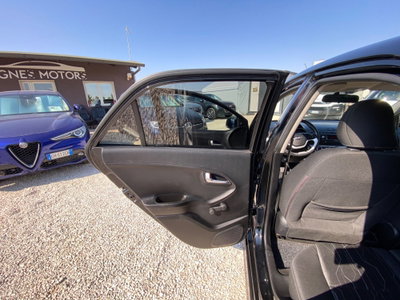 Kia Picanto 1.0 12V 5 porte Glam (11)