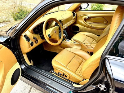 Porsche 911 Coupé Carrera 4S cat (14)