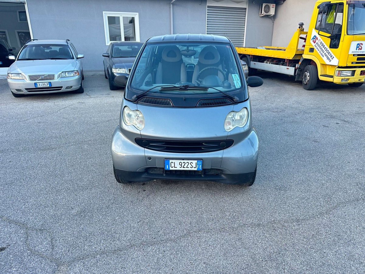 smart Fortwo 800 coupé pure cdi (2)