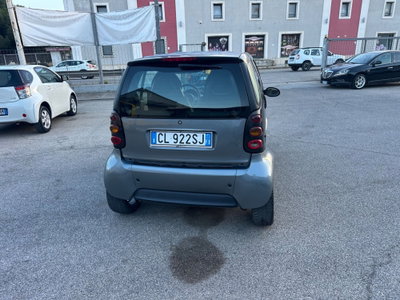 smart Fortwo 800 coupé pure cdi (5)