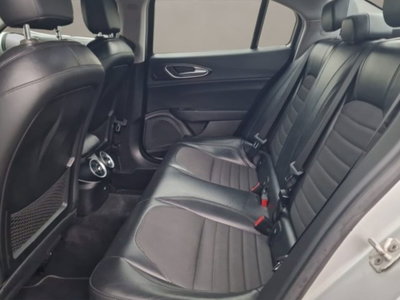 Alfa Romeo Giulia 2.2 Turbodiesel 180 CV AT8 Super (13)