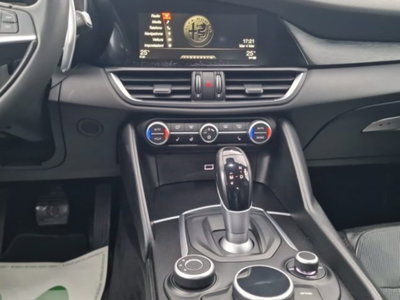 Alfa Romeo Giulia 2.2 Turbodiesel 180 CV AT8 Super (16)