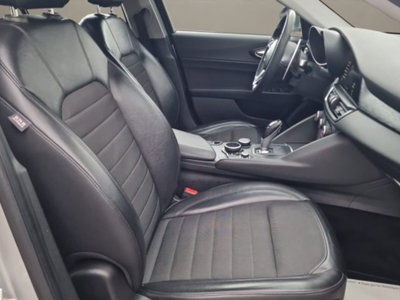 Alfa Romeo Giulia 2.2 Turbodiesel 180 CV AT8 Super (18)