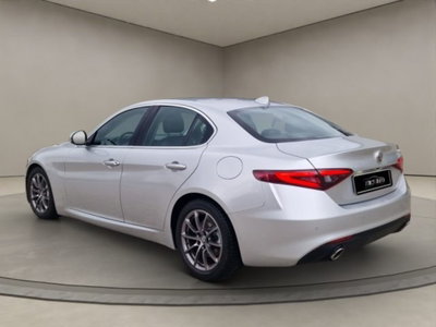 Alfa Romeo Giulia 2.2 Turbodiesel 180 CV AT8 Super (3)