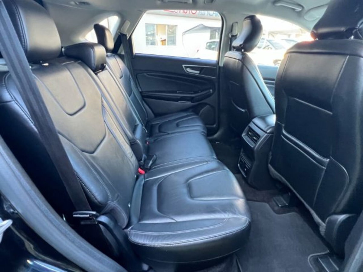 Ford Edge 2.0 TDCI 210 CV AWD Start&Stop Powershift Titanium (15)