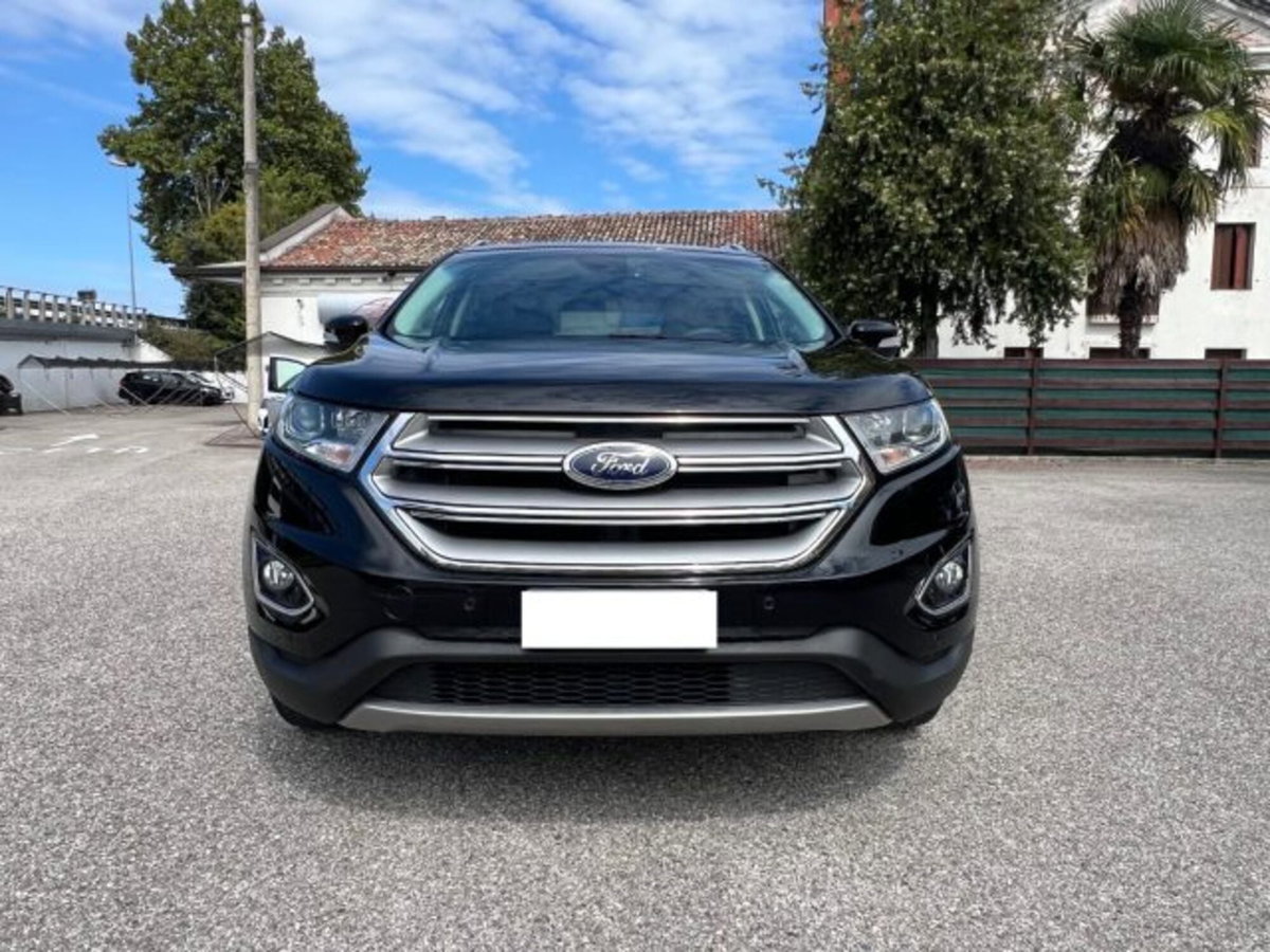 Ford Edge 2.0 TDCI 210 CV AWD Start&Stop Powershift Titanium (3)