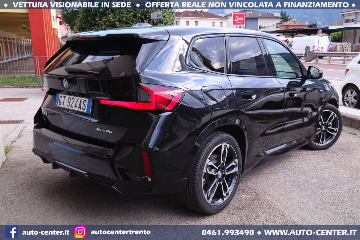 BMW iX1 xdrive 30 MSport (3)
