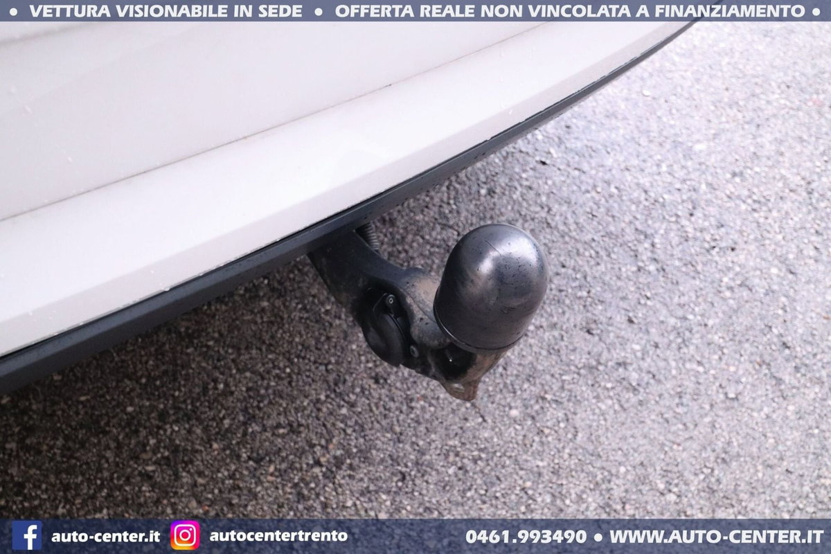 Audi Q3 2.0 TDI 150 CV quattro Sport (9)