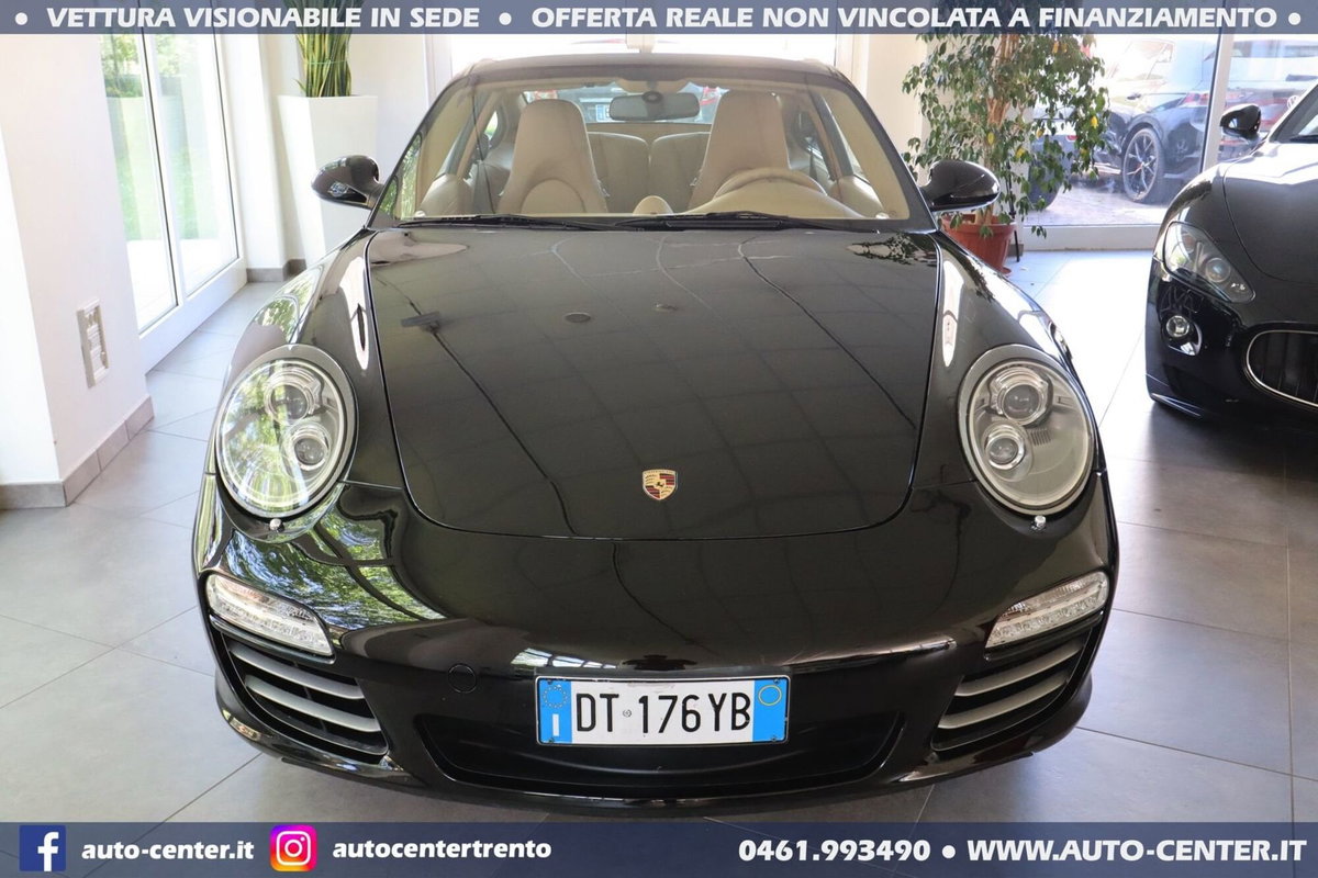 Porsche 911 Coupé Carrera 4S (17)