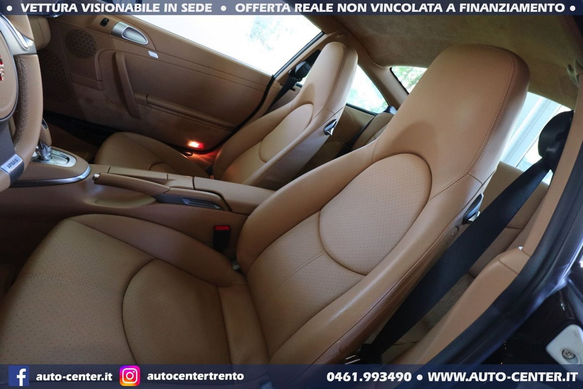 Porsche 911 Coupé Carrera 4S (8)