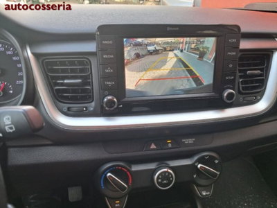 Kia Stonic 1.0 T-GDi GPL DCT Style (12)