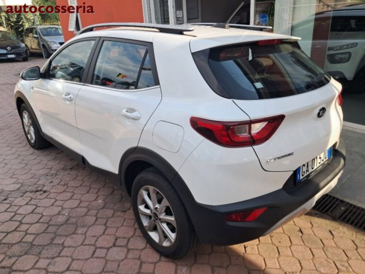 Kia Stonic 1.0 T-GDi GPL DCT Style (2)