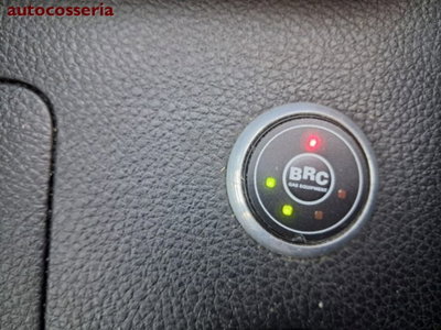 Kia Stonic 1.0 T-GDi GPL DCT Style (6)