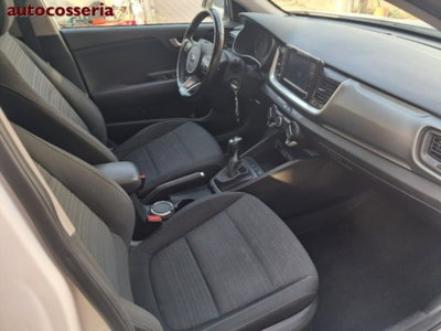 Kia Stonic 1.0 T-GDi GPL DCT Style (7)