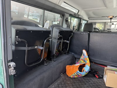 Land Rover Defender 110 2.5 Td5 cat CrewCab SE (16)