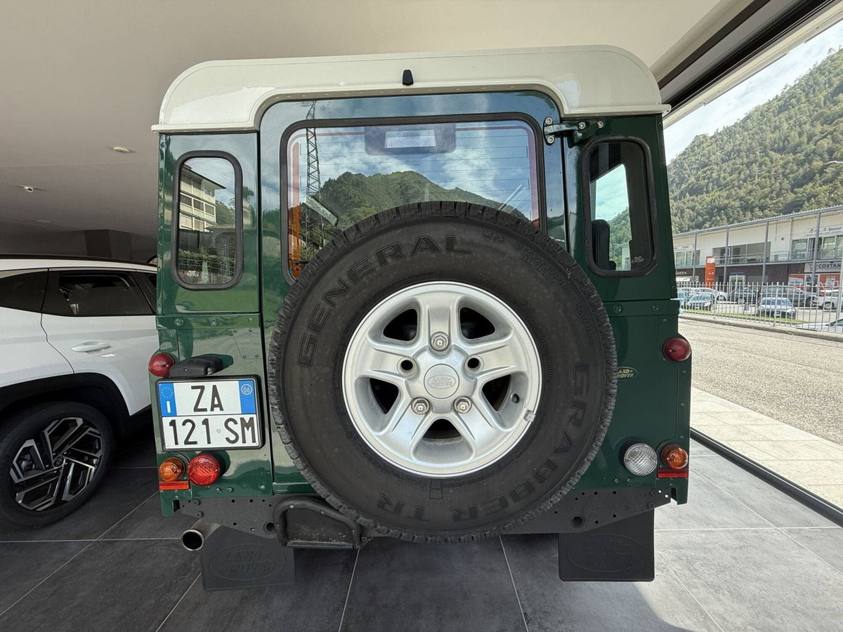 Land Rover Defender 110 2.5 Td5 cat CrewCab SE (6)