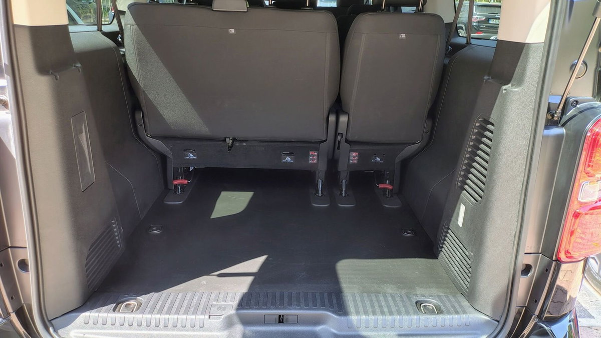 Fiat Ulysse combi M1 2.0 bluehdi 180cv L3H1 AT8 (14)