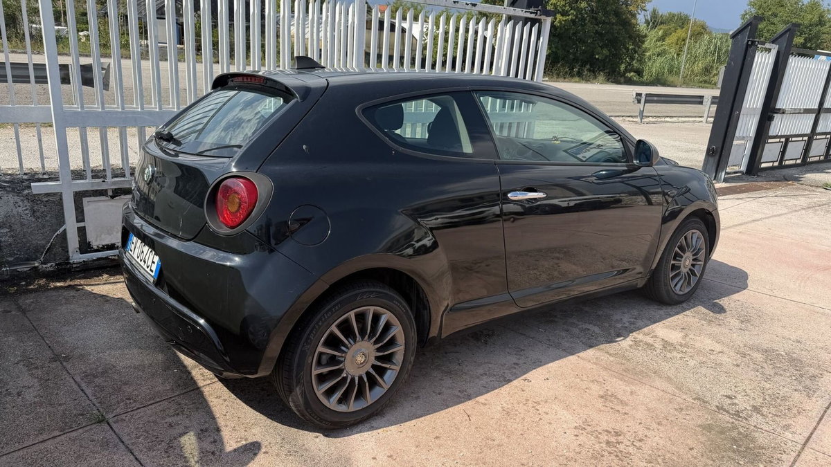 Alfa Romeo MiTo 1.3 JTDm 85 CV S&S Distinctive (2)